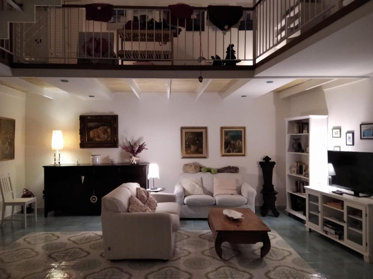ポッツオーリA Casa Di Monicaアパートメント エクステリア 写真