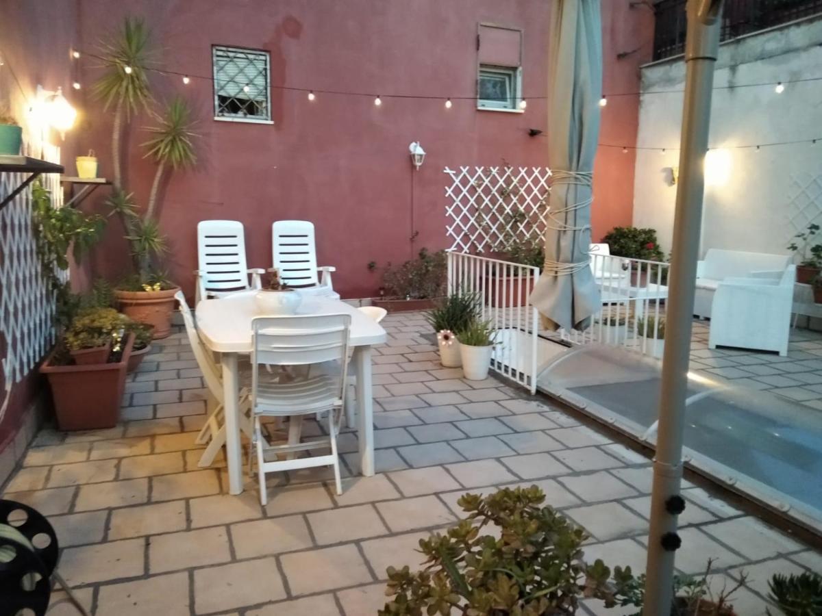 ポッツオーリA Casa Di Monicaアパートメント エクステリア 写真